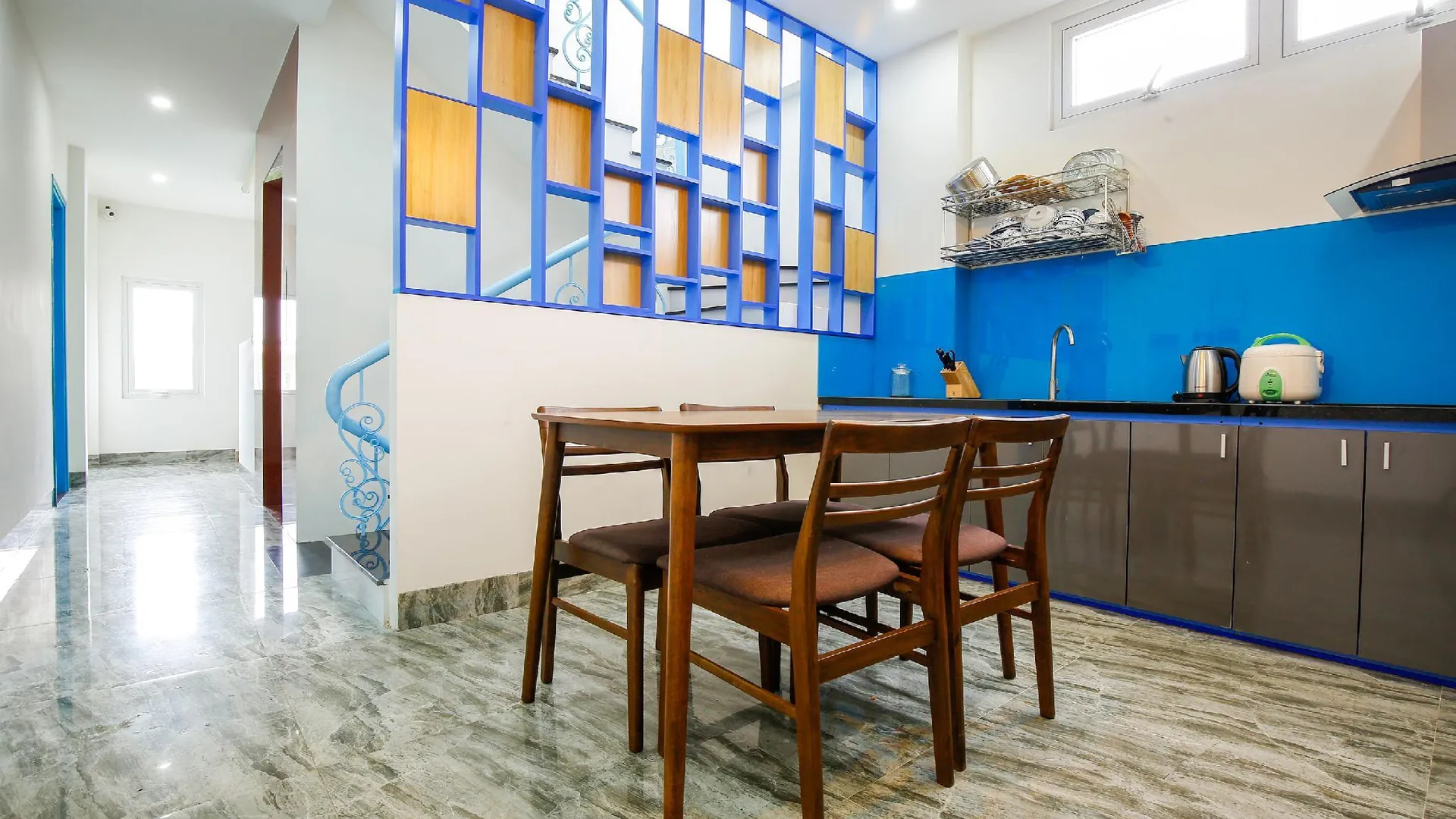 다낭 산토리니 하우스 앤 커피 2성급 호텔 전망