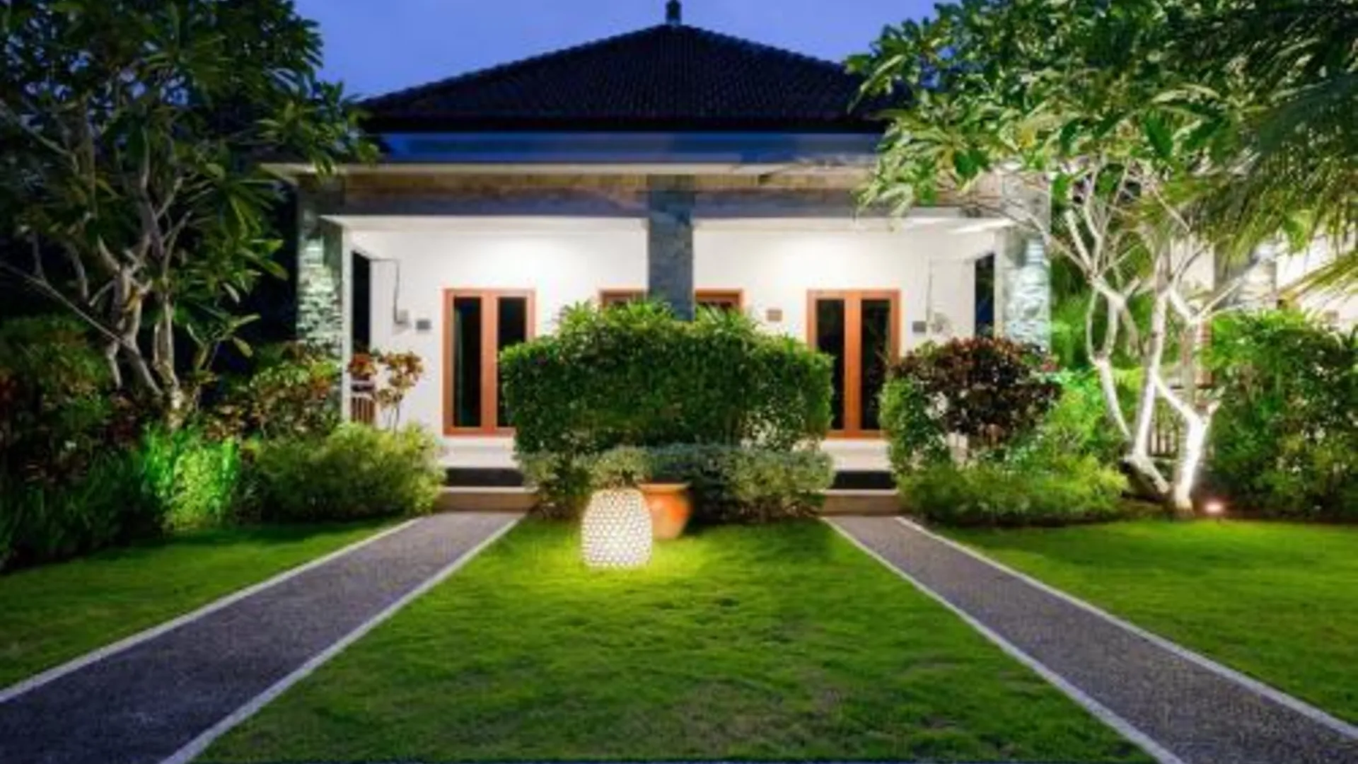 발리 위라 홈스테이 앤 스파 5성급 게스트하우스 로비