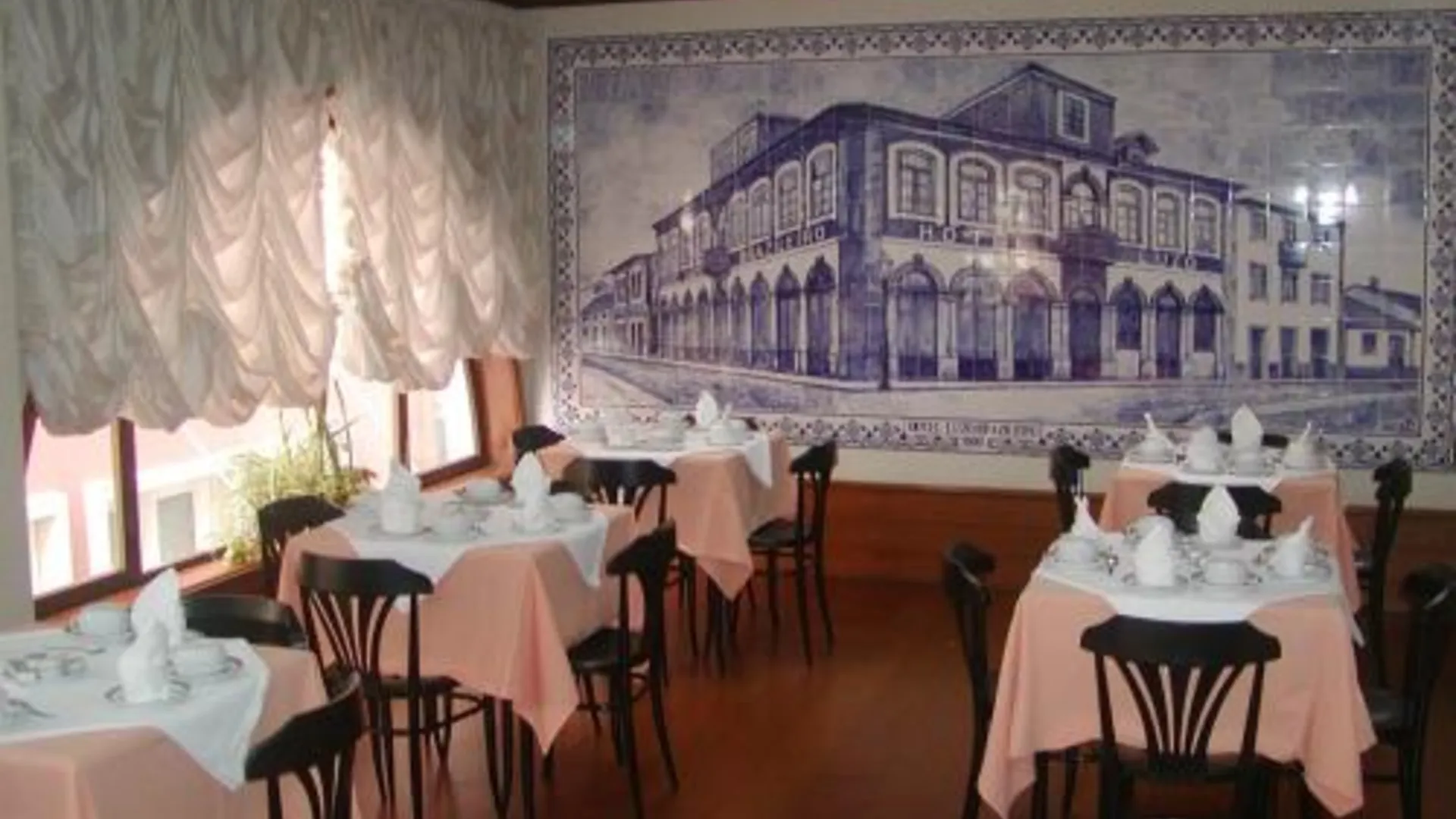 포보아 데 바짐 Luso Brasileiro 2성급 호텔 로비