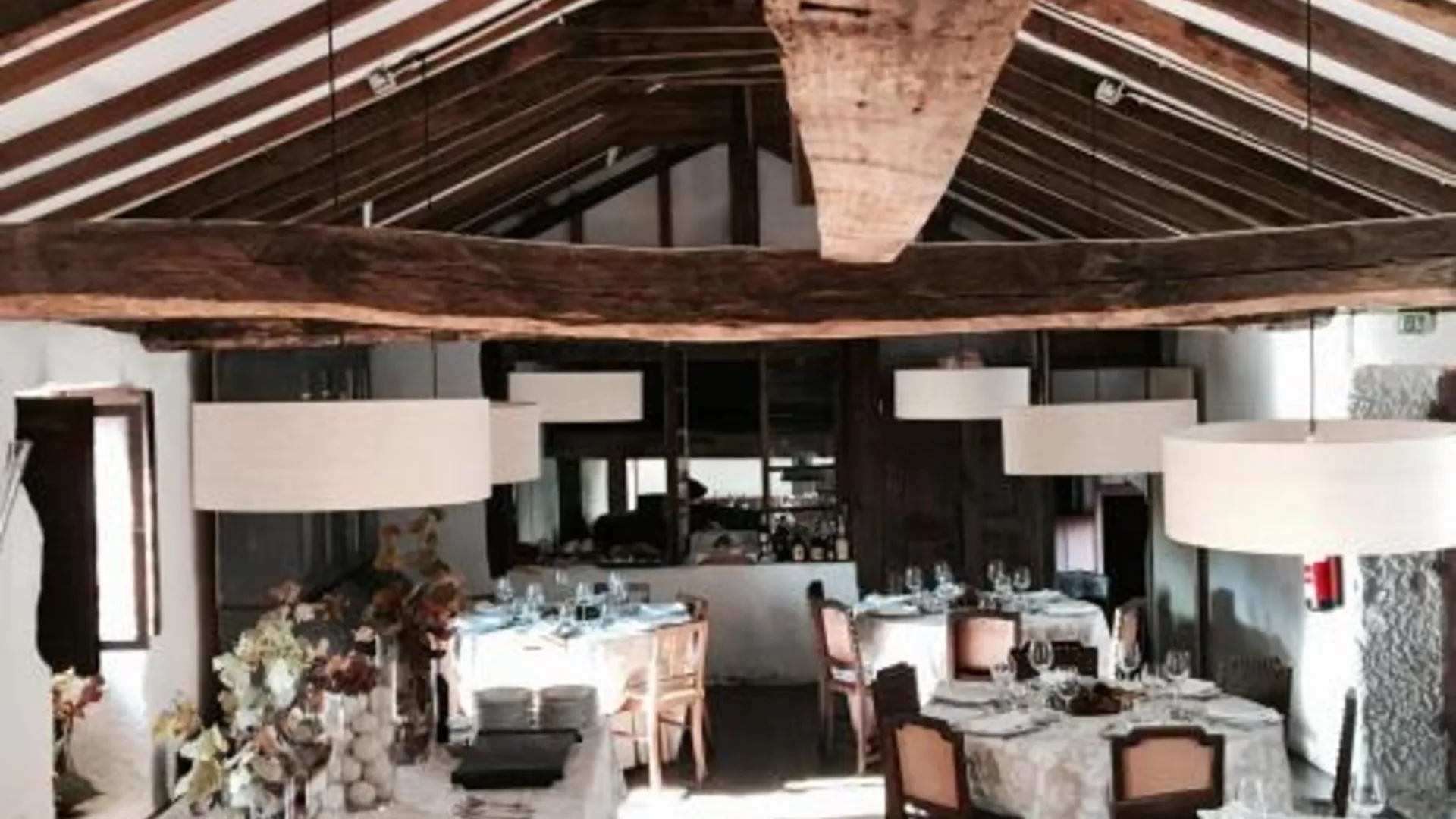 카비세라즈 데 바스토 킨타 두 하포지뉴 5성급 호텔 로비