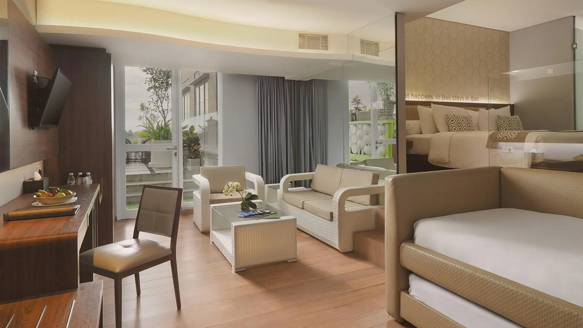 발리 킬라 인피니티8 발리 인스파이어드 바이 아에로위사타 호텔 앤 리조트 4성급 호텔 스위트룸