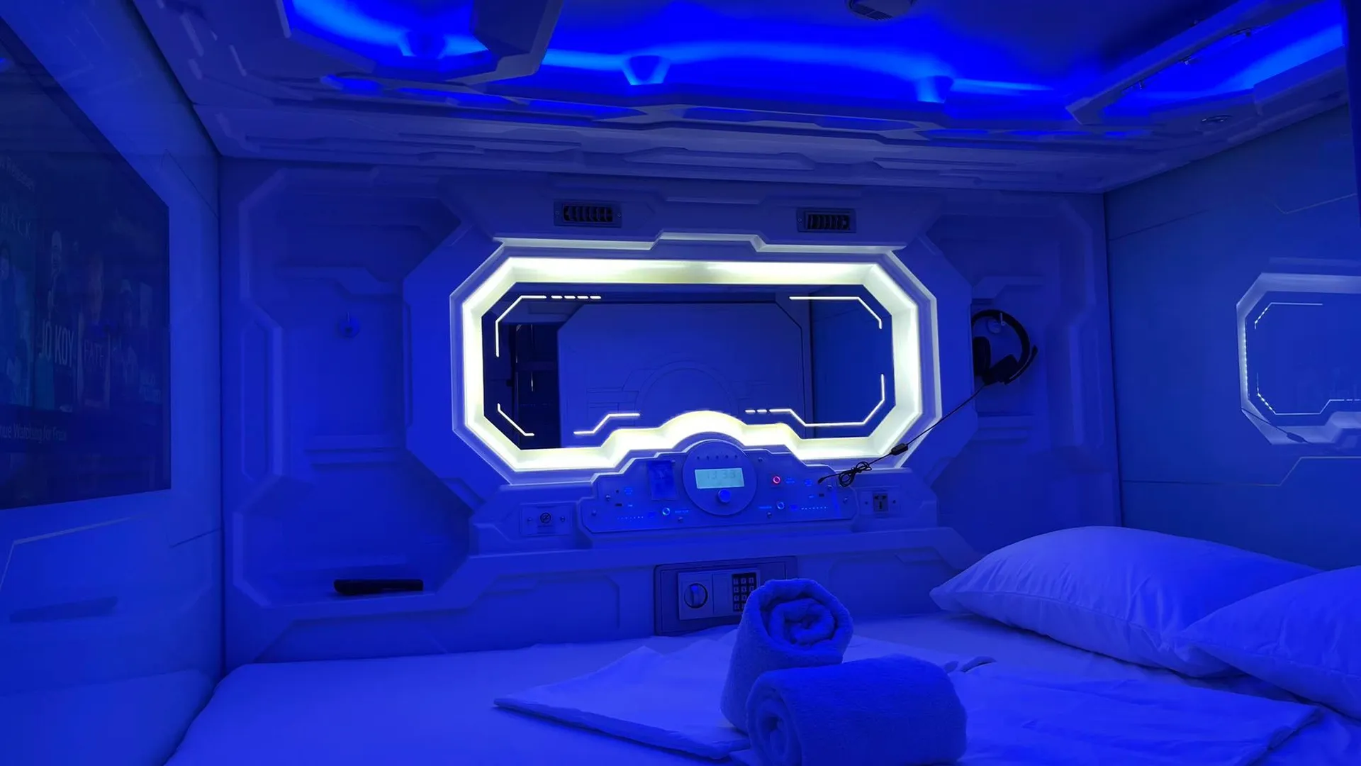 세부 BMAX 스페이스포드 호텔 스위트룸