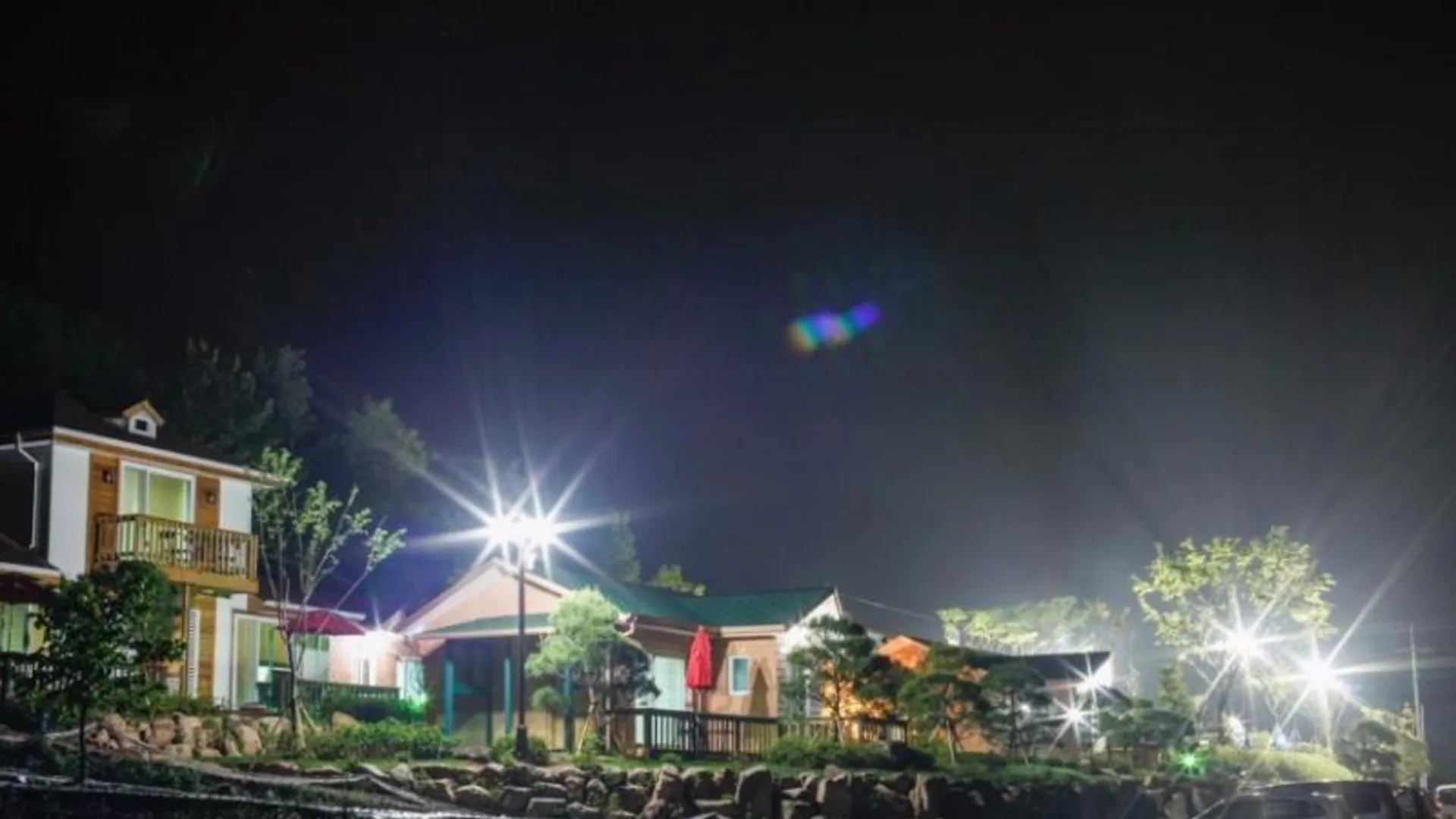 대전 상주 달빛강가에서펜션 2성급 게스트하우스 수영장