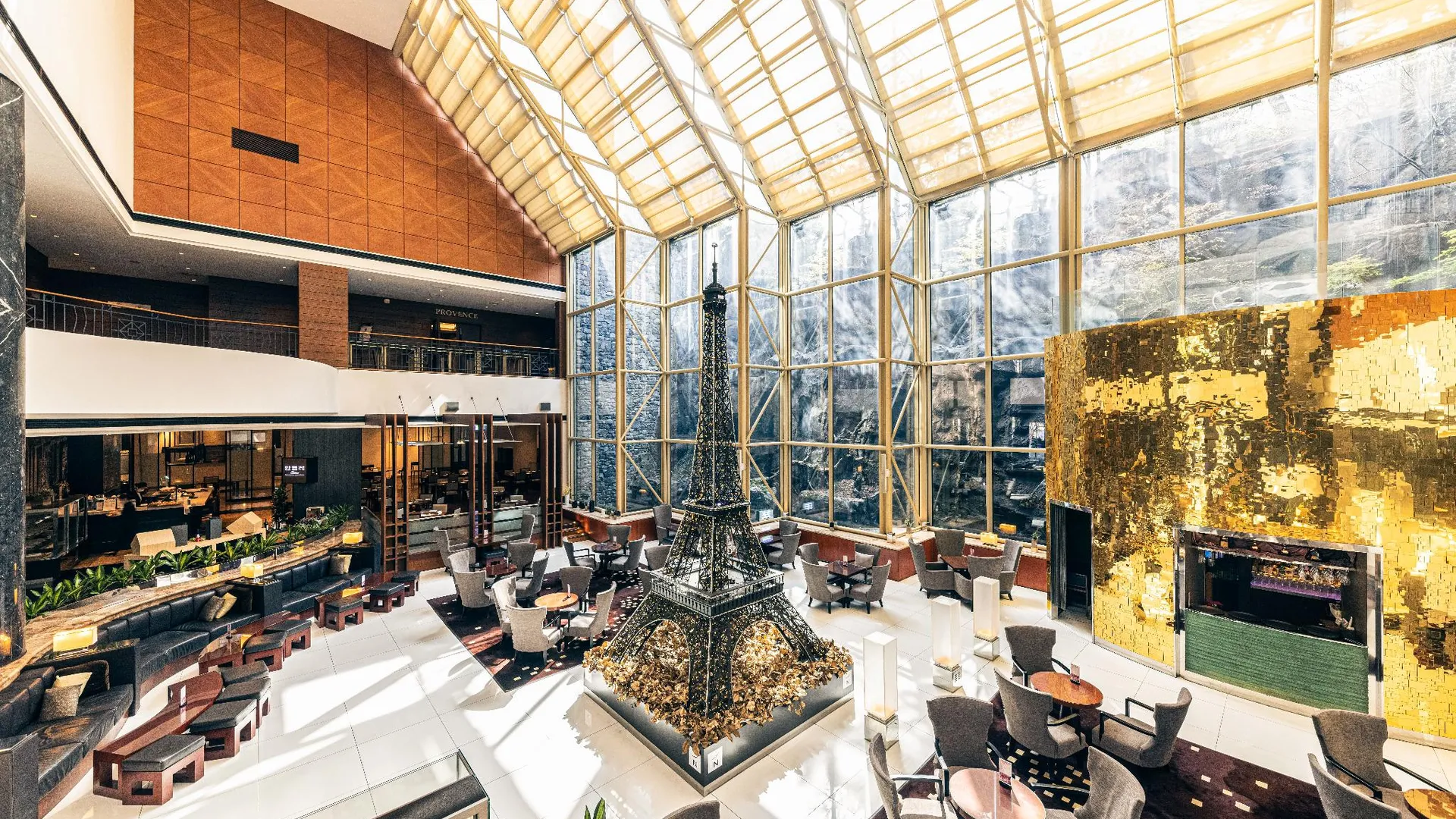 서울 노보텔 앰배서더 서울 강남  5성급 호텔 로비