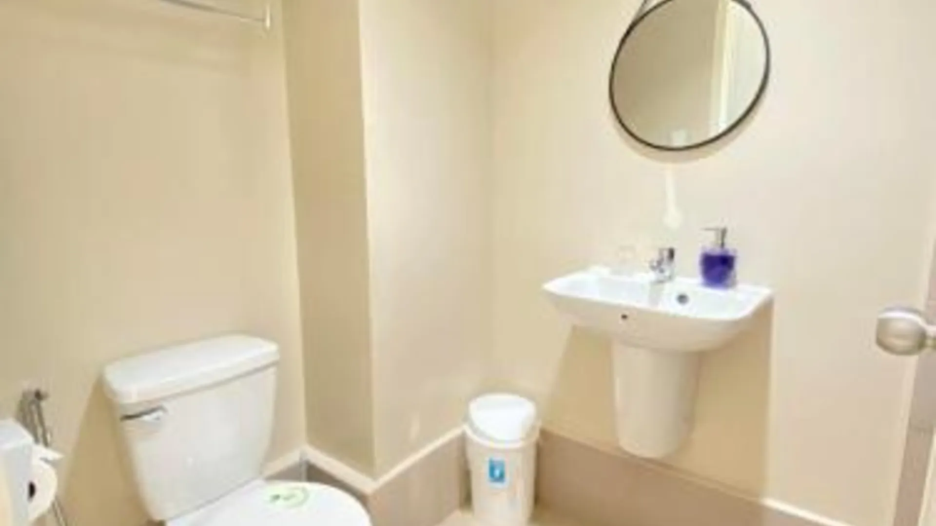 세부 Sunvida Condo across SM City Cebu w/ WIFI and View 3성급 싱글룸 객실