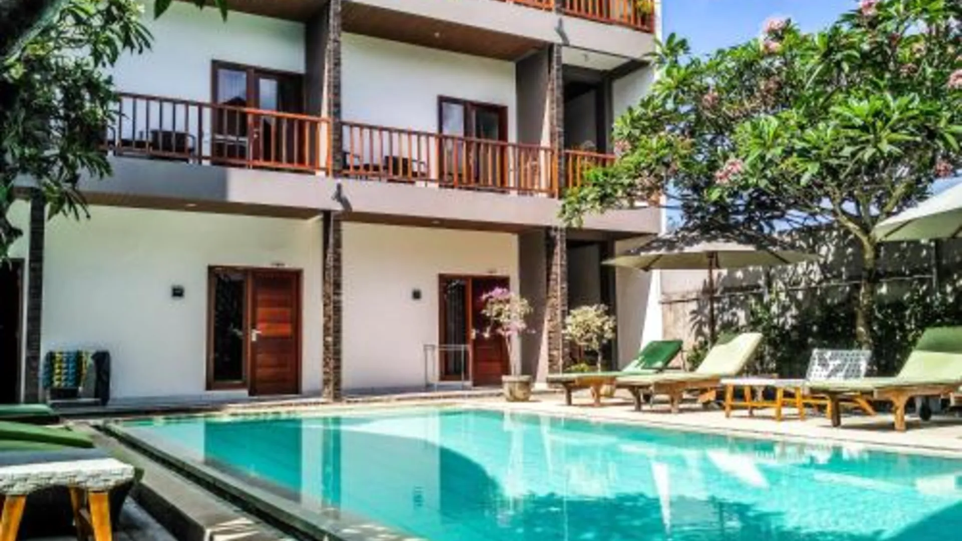 발리 나투렐라 호텔 3성급 호텔 로비