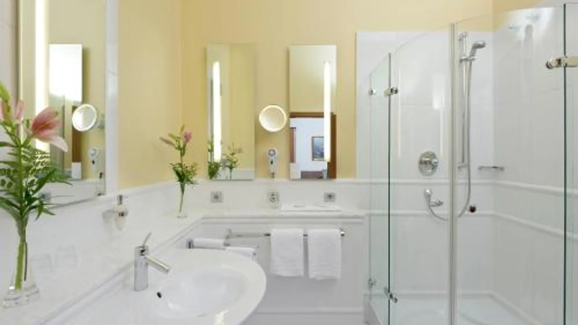 민덴 빅토리아 호텔 민덴 4성급 호텔 스위트룸