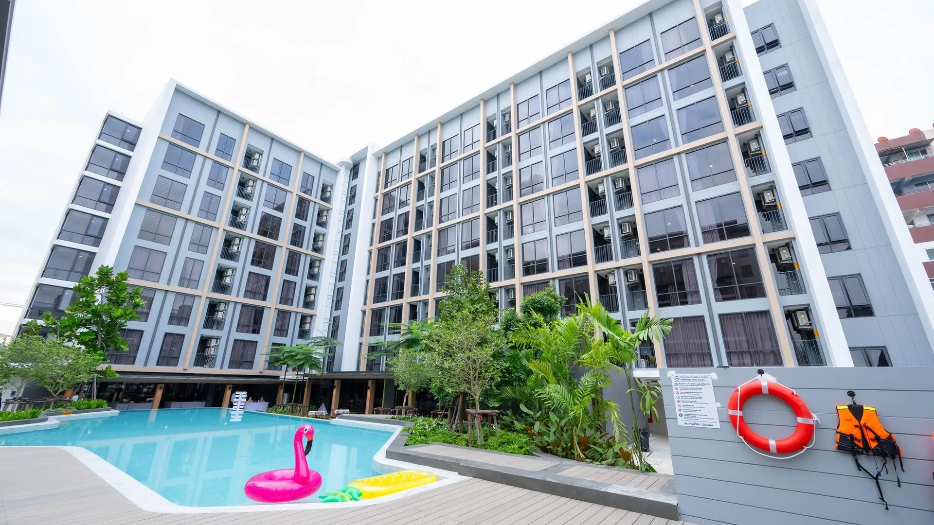 방콕 랑싯 레지던스 앤 호텔 3성급 호텔 스위트룸