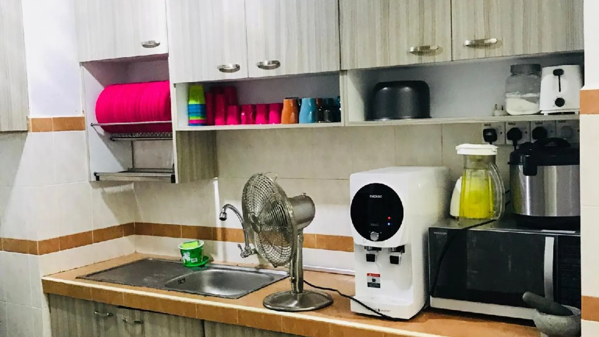 말라카 알러 가자의 빌라 (1000m², 침실 4개, 프라이빗 욕실 2개) 2성급 싱글룸 외관