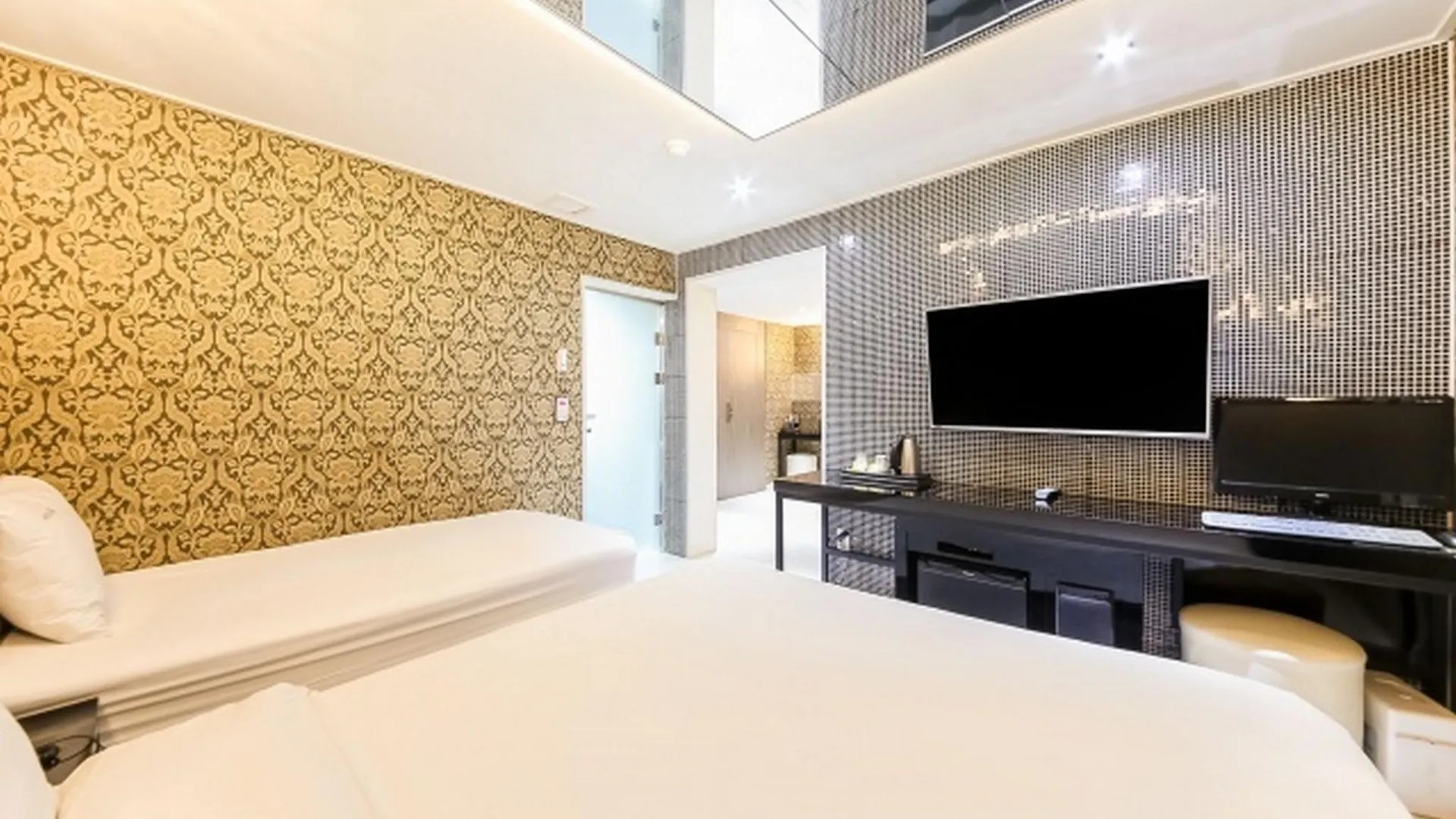 전주 전주 우아동 소울 호텔 스위트룸