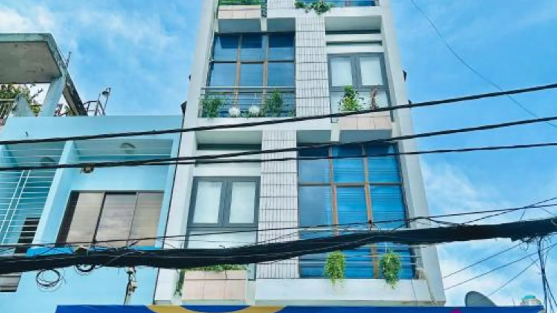 호치민 밴드라이브 백패커 호스텔 5성급 호텔 전망