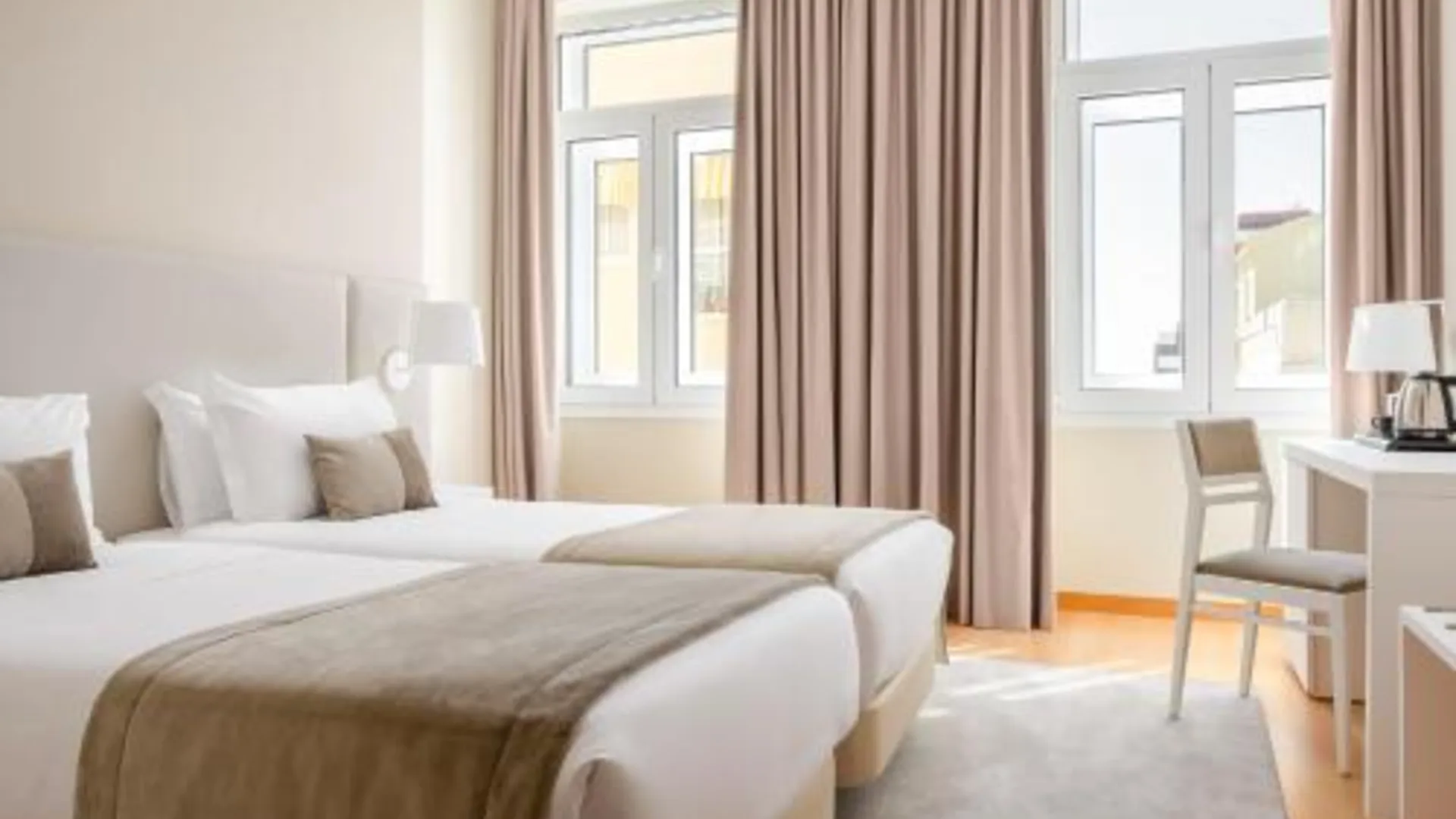 피게이라 다 포즈 EXE Wellington 4성급 호텔 스위트룸