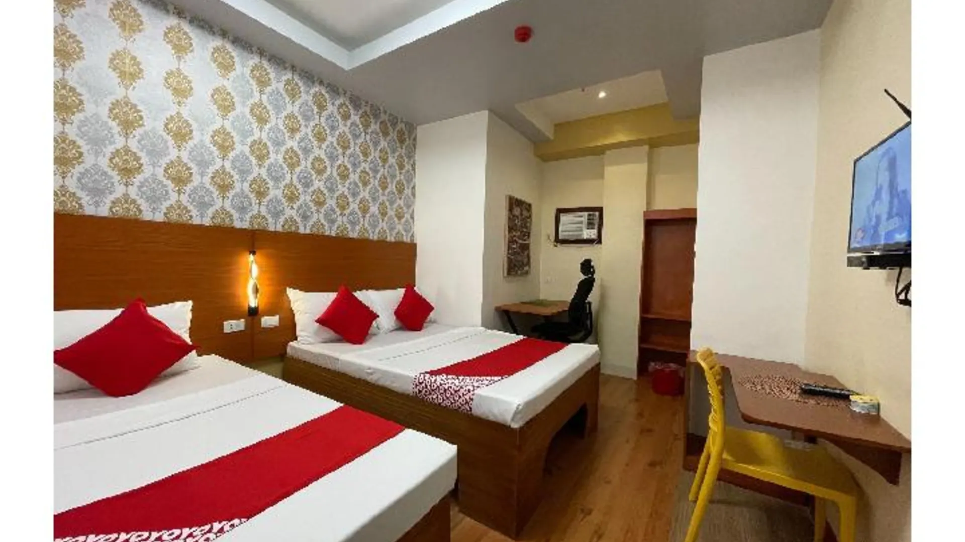 세부 OYO 685 K 포춘 아파텔 2성급 호텔 스위트룸