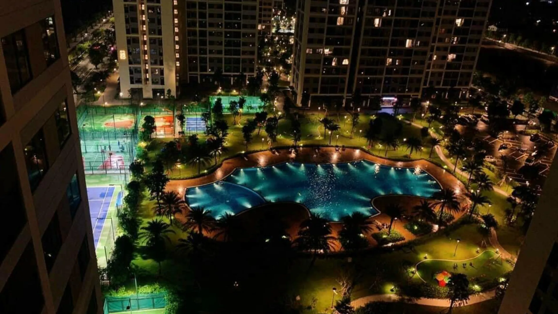 호치민 9군의 아파트먼트 (30m², 침실 1개, 프라이빗 욕실 1개) 3성급 싱글룸 레스토랑