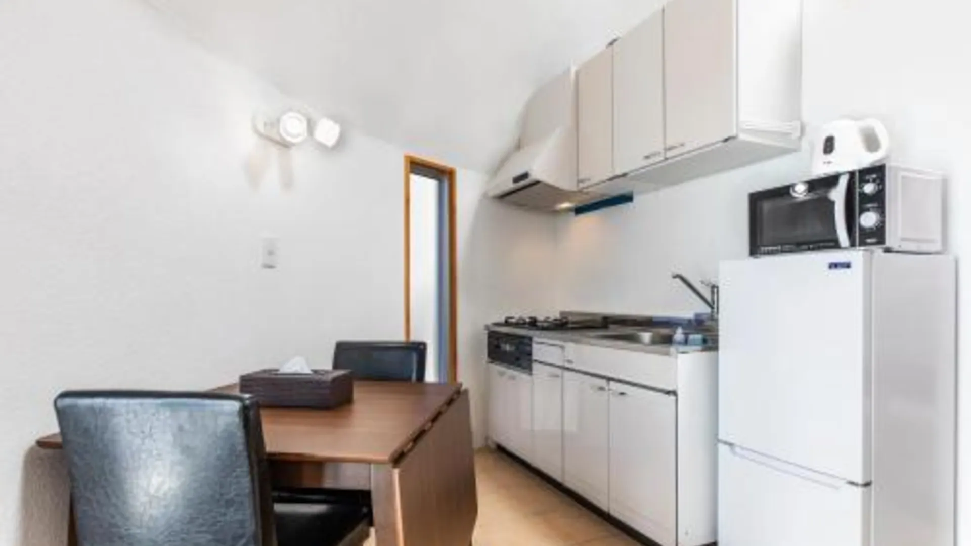 오키나와 본섬 うるまドーム Earth4 & Mars5 3성급 싱글룸 수영장