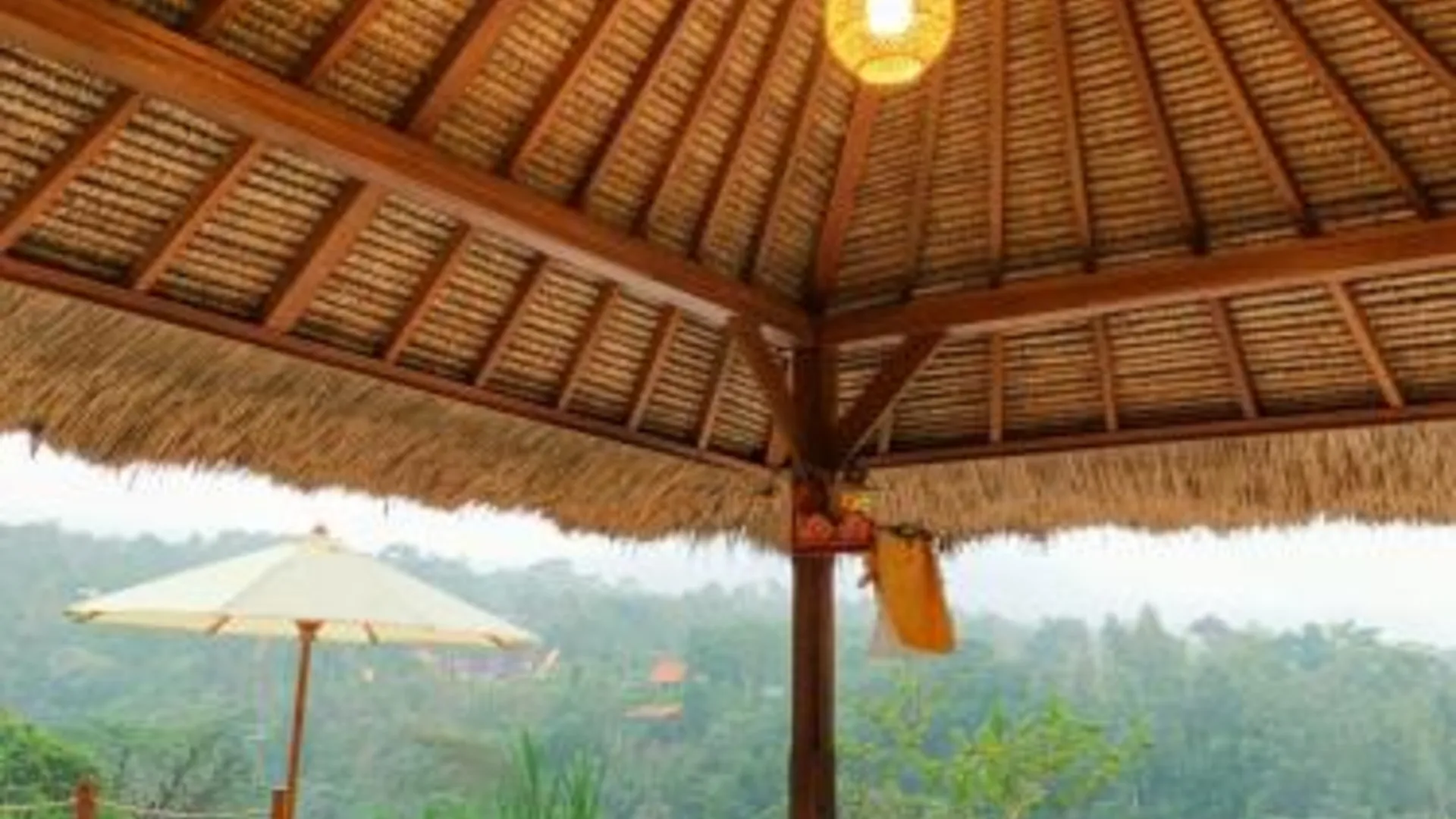 발리 Besakih Homestay & Villa 3성급 호텔 로비