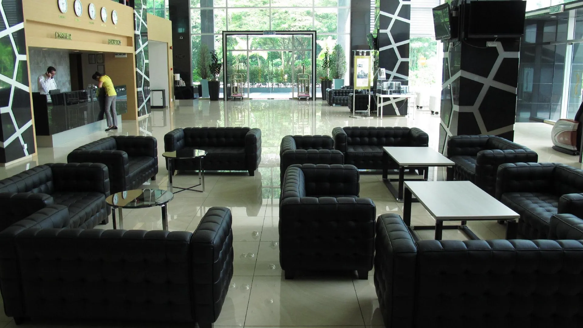 이포 심포니 스위트 호텔 4성급 호텔 외관