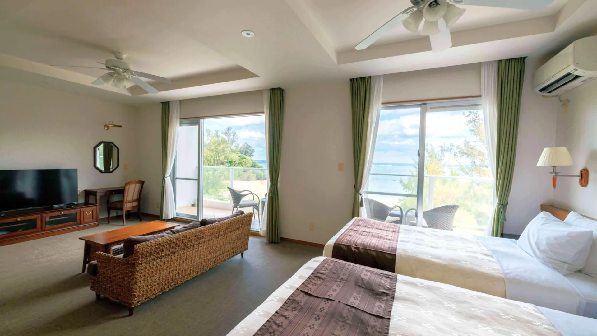 오키나와 본섬 베스트웨스턴 오키나와 온나 비치 3성급 호텔 스위트룸