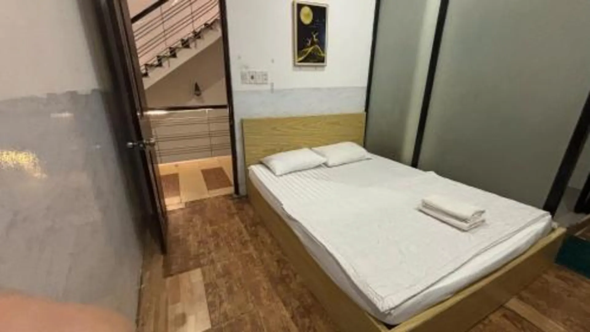 호치민 95 람손 호텔 - 탄손낫 에어포트 근처 2성급 호텔 스위트룸