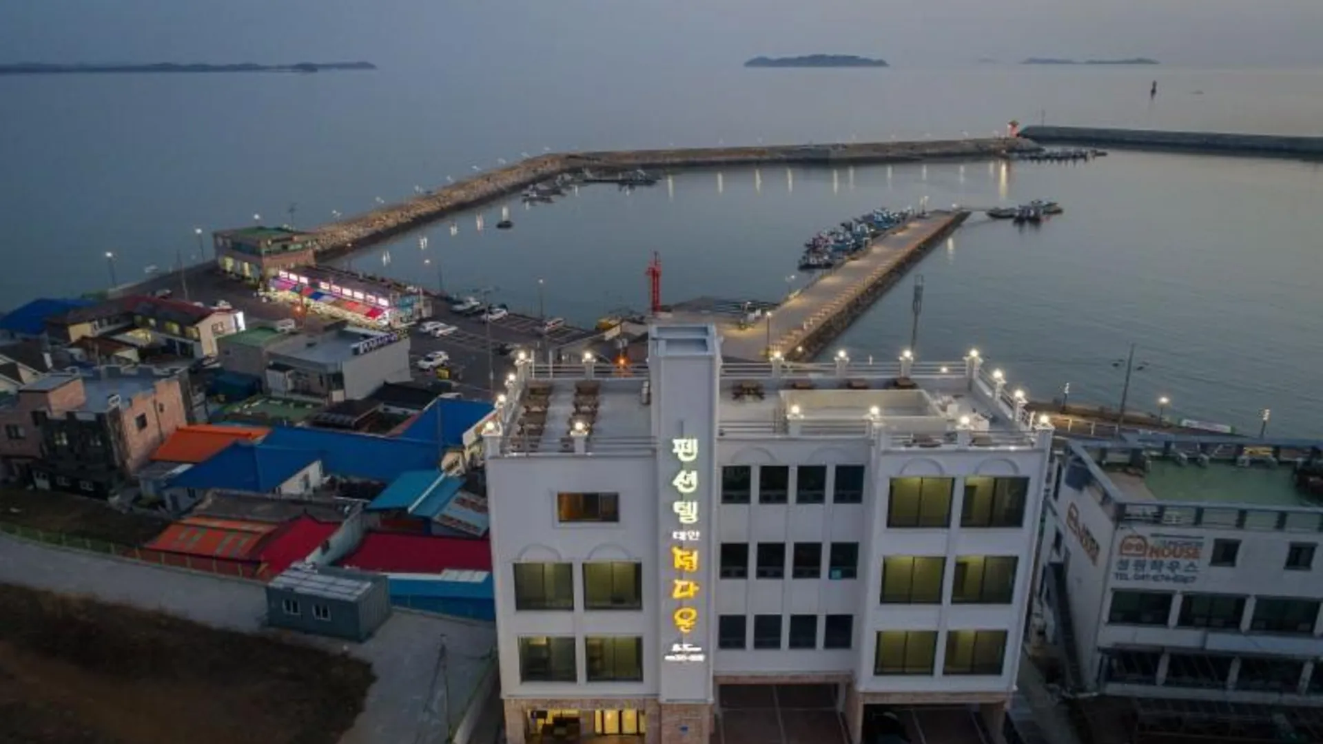 태안 태안 몽산포정다운펜션(몽산포항 도보1분) 2성급 게스트하우스 전망