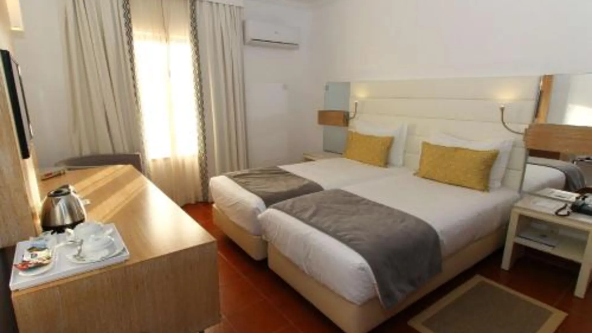 파로 베스트웨스턴 호텔 돔 베르나르도 3성급 호텔 전망