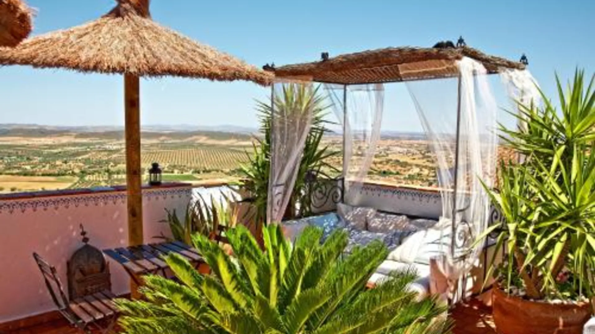 몬사라츠 Casa Pinto 4성급 호텔 전망