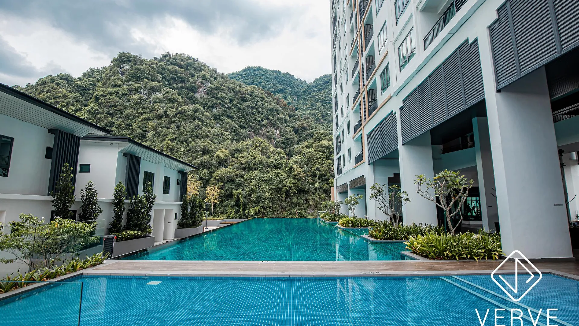 이포 탐분의 아파트먼트 (1000m², 침실 3개, 프라이빗 욕실 2개) 2성급 싱글룸 로비