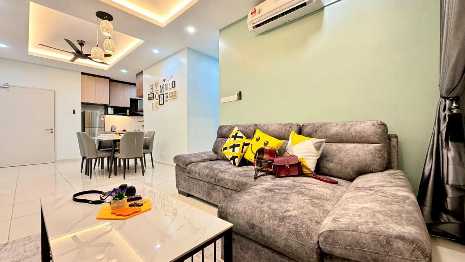 이포 캄풍 자와의 프라이빗 하우스 (100m², 침실 4개, 프라이빗 욕실 2개) 3성급 게스트하우스 객실