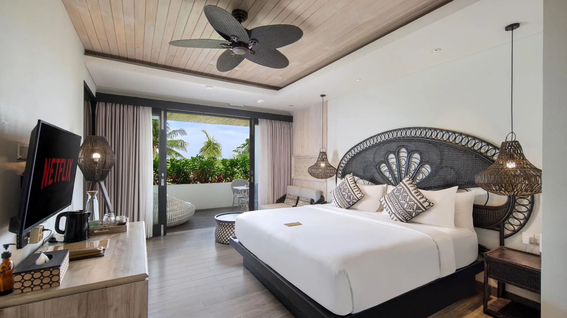 발리 아만트라나 짱구 4성급 호텔 스위트룸