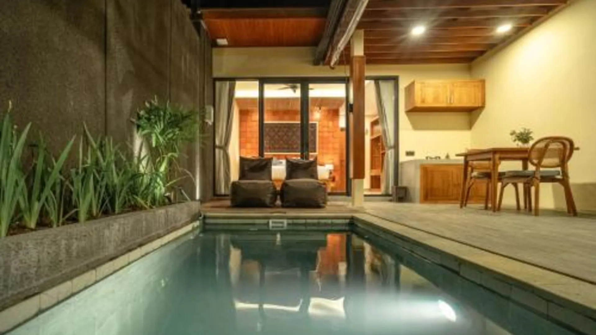 발리 우마 사리 프라이빗 빌라 4성급 호텔 로비