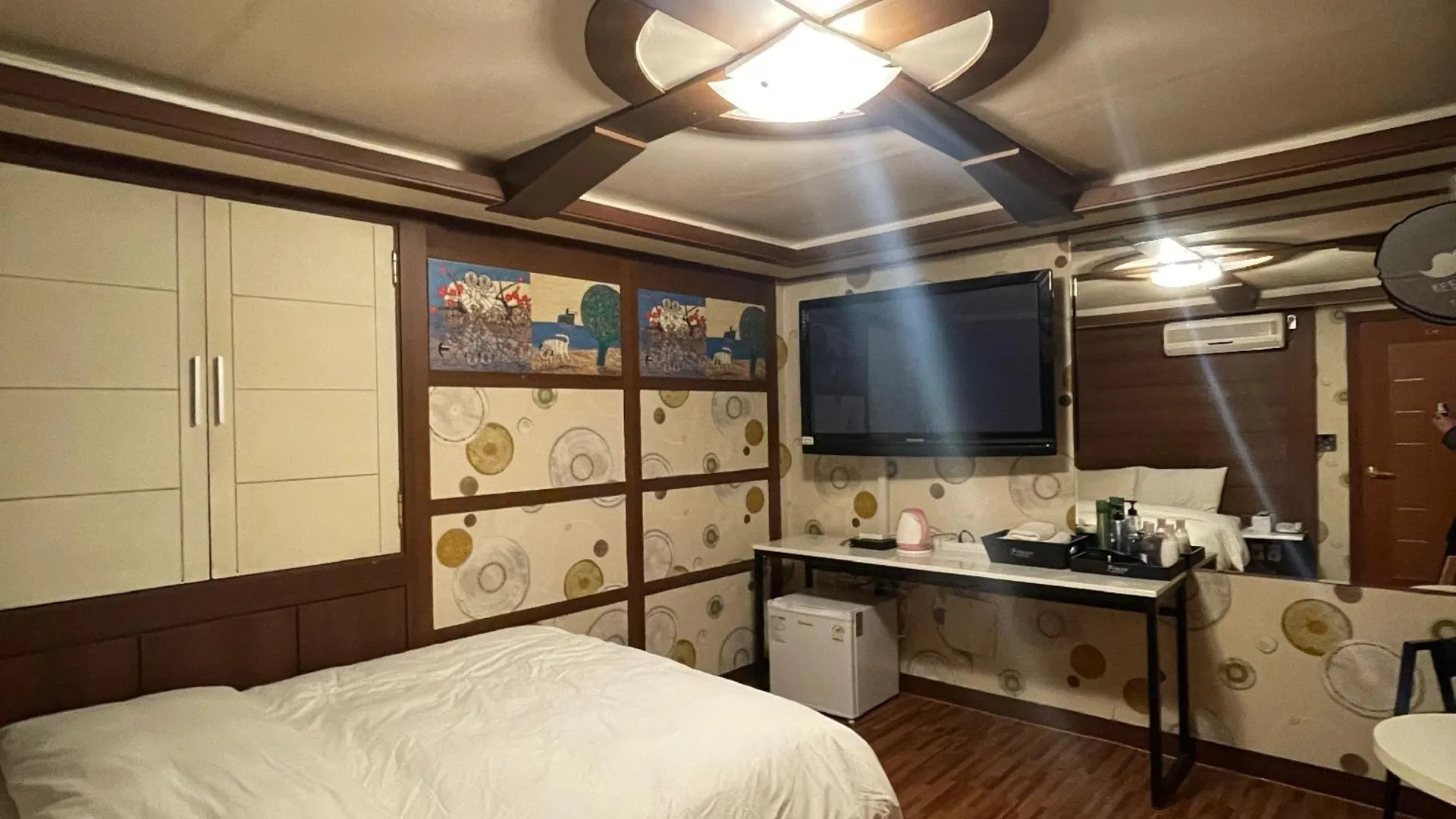 서울 종로(3가) 피카소 호텔 외관