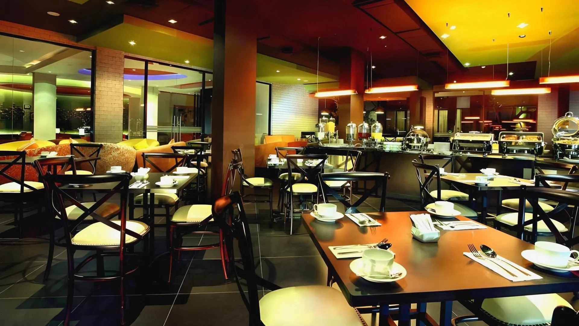 발리 100 선셋 쿠타 호텔 앤 볼룸 호텔 부대시설