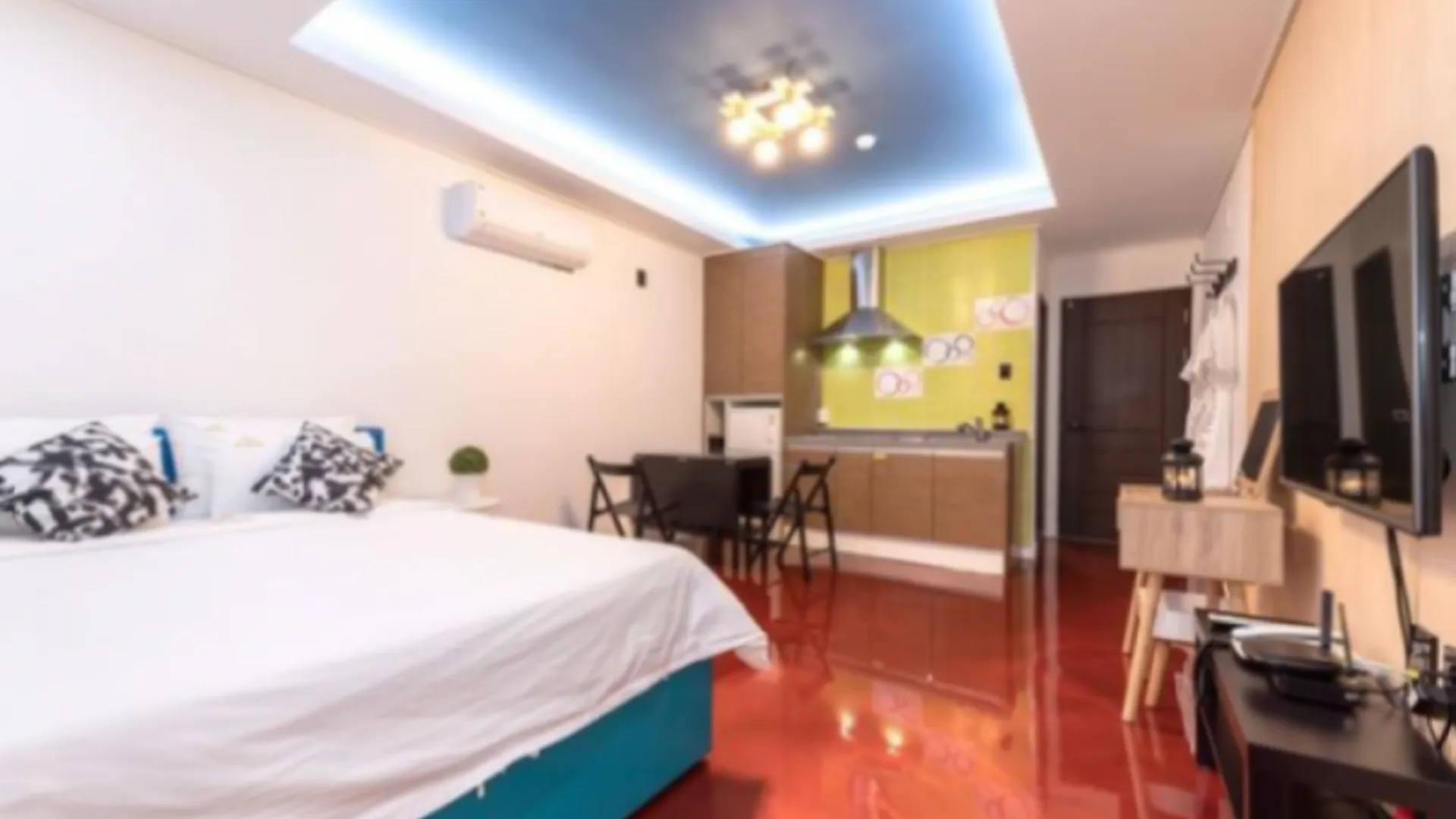 보령 보령 향기펜션 3성급 게스트하우스 스위트룸