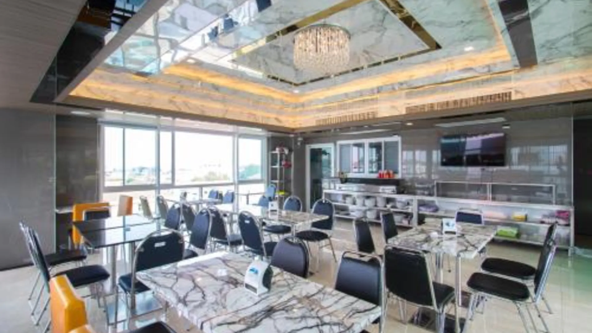 방콕 B-your home 호텔 돈므앙 에어포트 방콕 5성급 호텔 외관