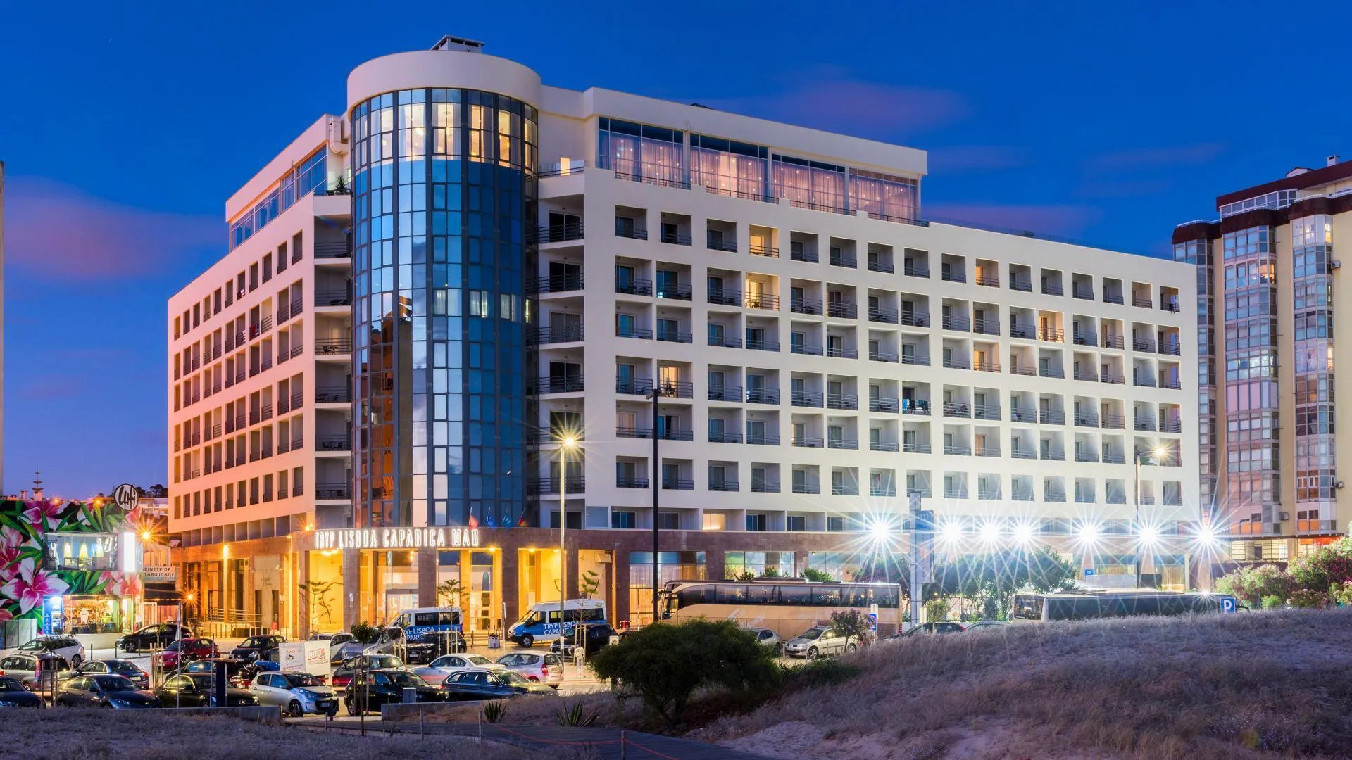 리스본 트립 바이 윈덤 리스보아 카파리카 마르 4성급 호텔 로비