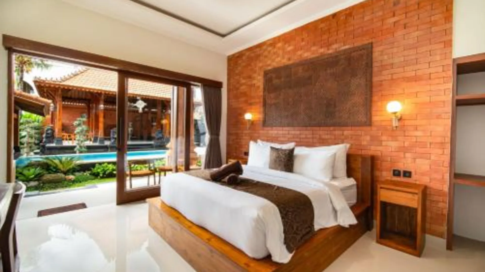발리 Pendopo Canggu Village 3성급 호텔 스위트룸