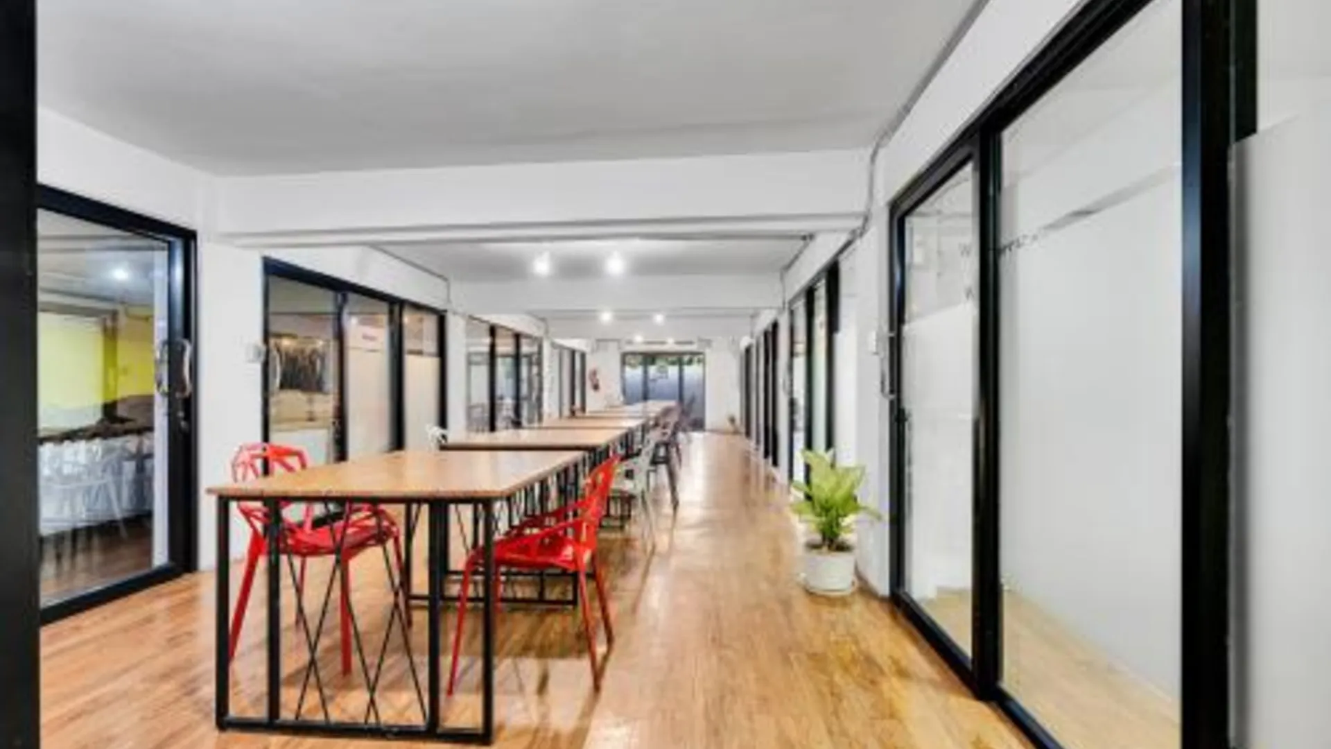 방콕 Chill Inn Bangkok 2성급 호텔 외관