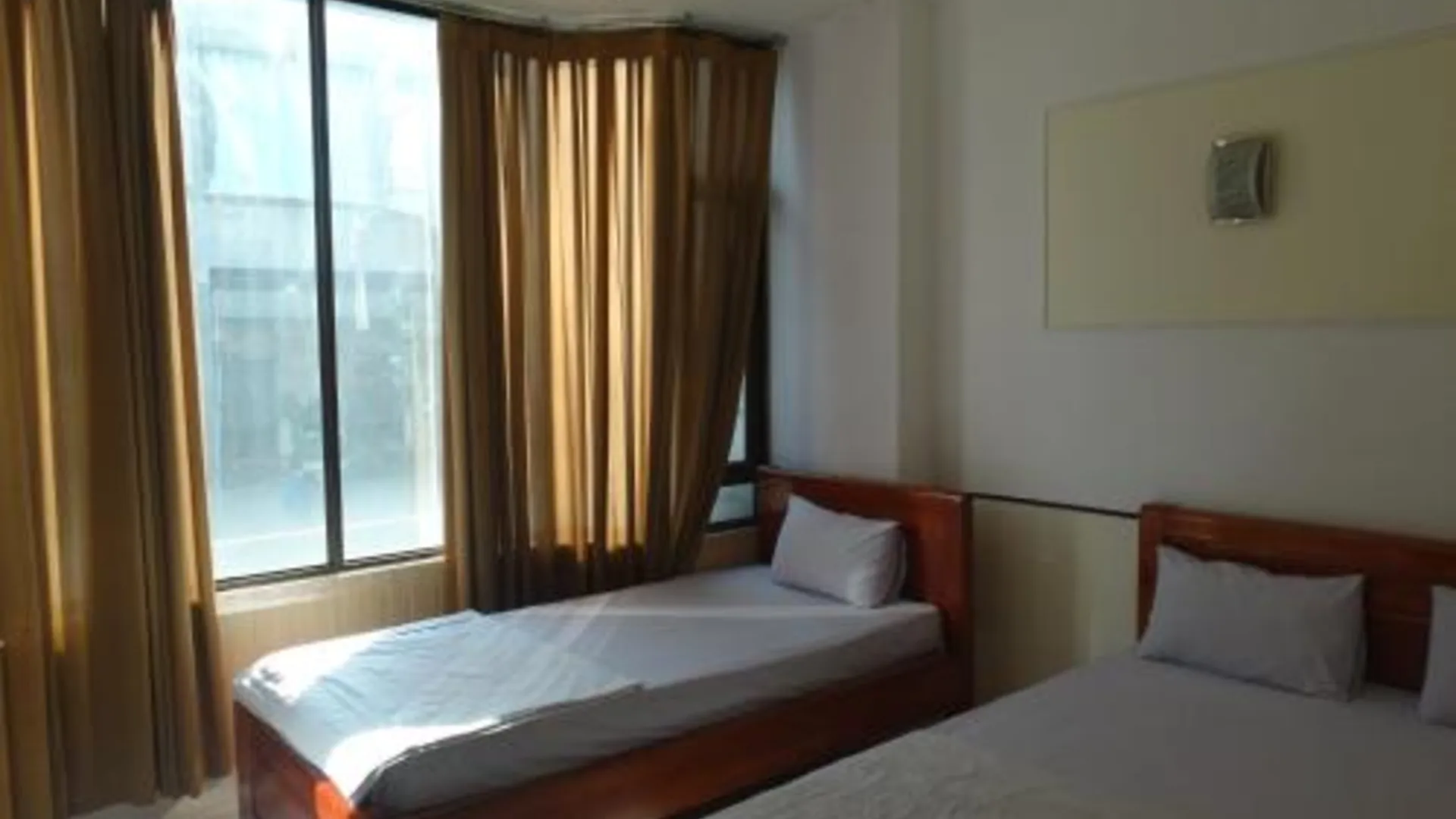 호치민 투옹 하이 호텔 1성급 호텔 스위트룸