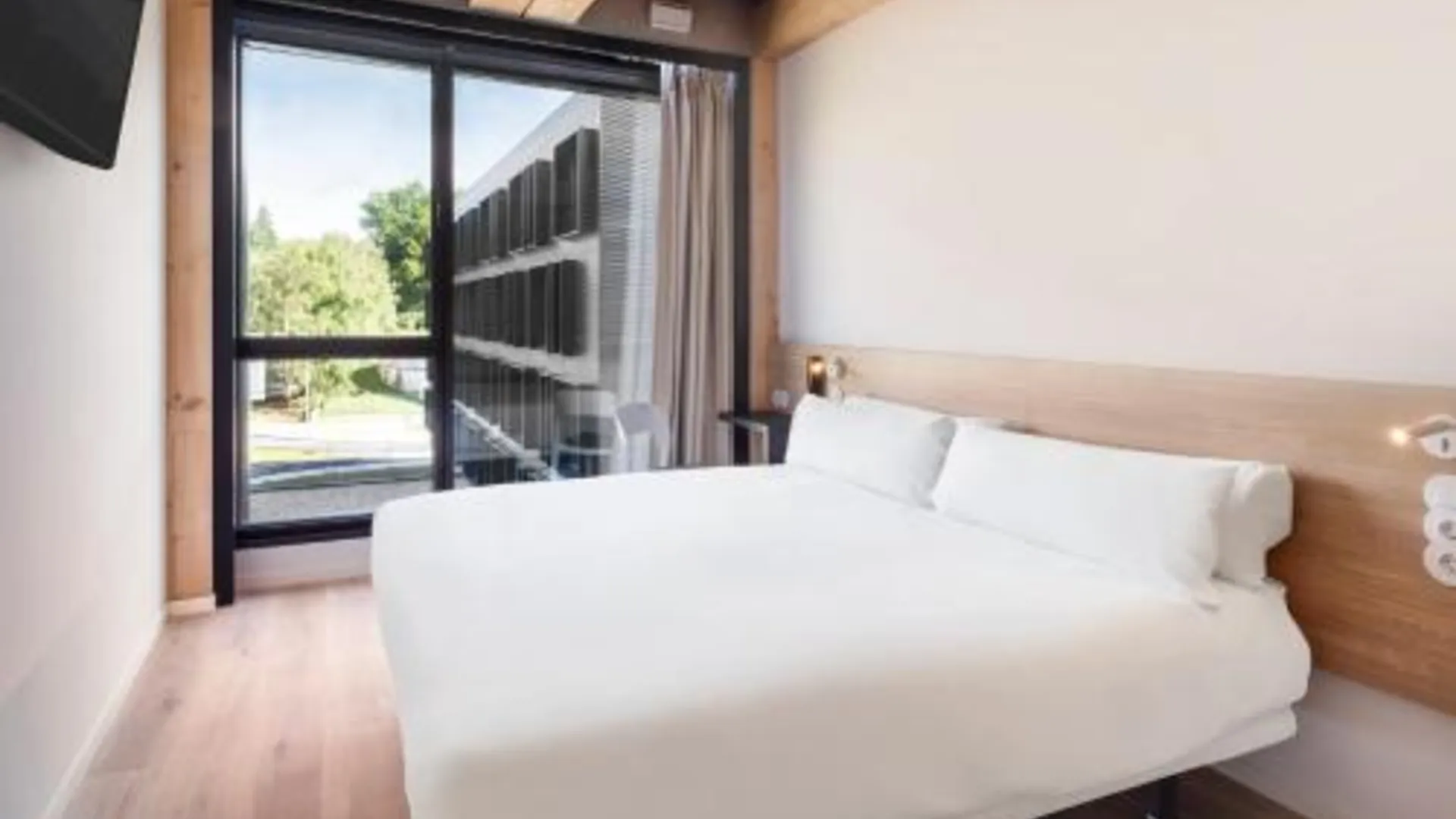 귀마레스 B&B HOTEL Guimarães 3성급 호텔 스위트룸