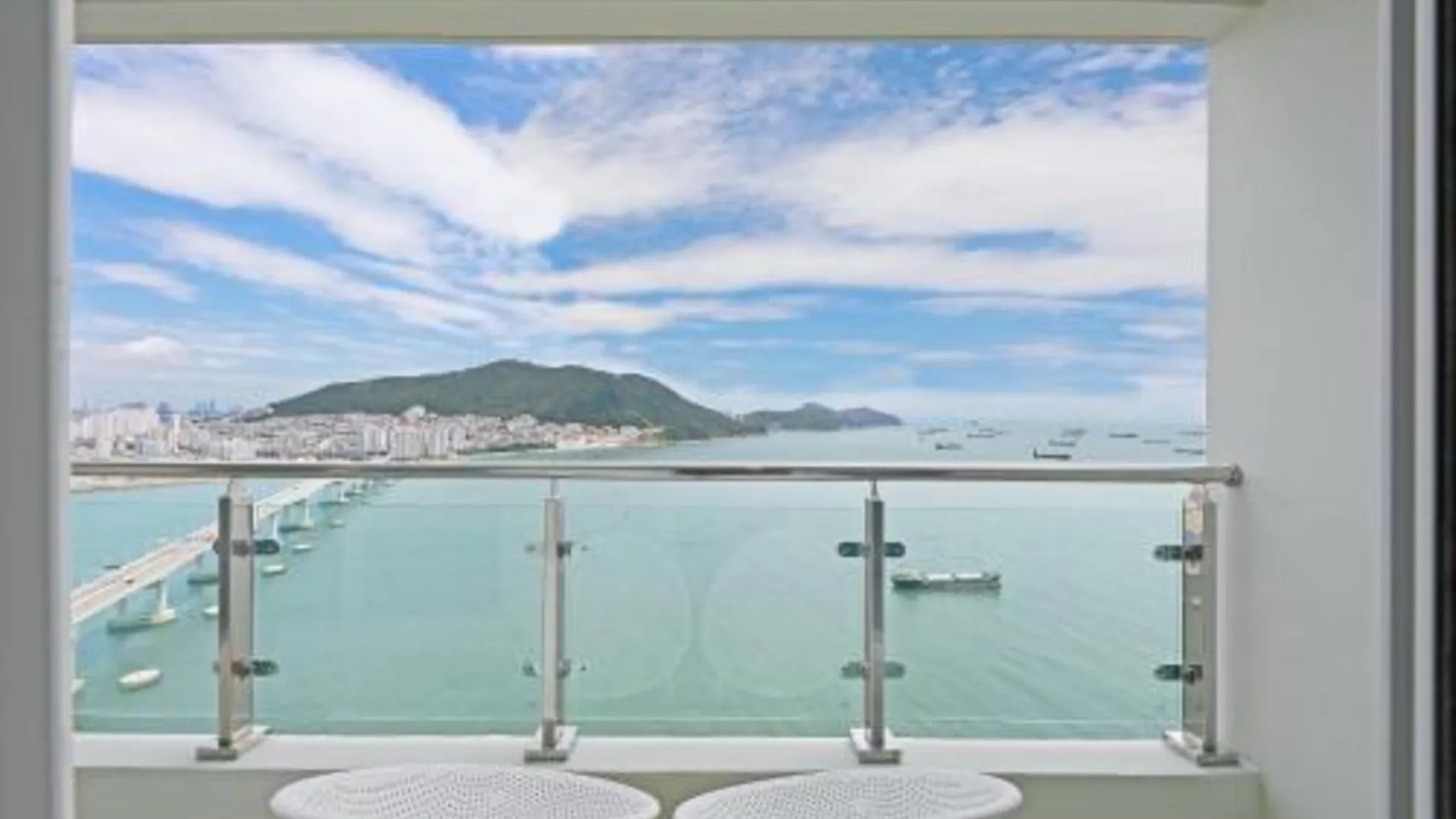 부산 엘모멘토 송도 레지던스 5성급 호텔 외관