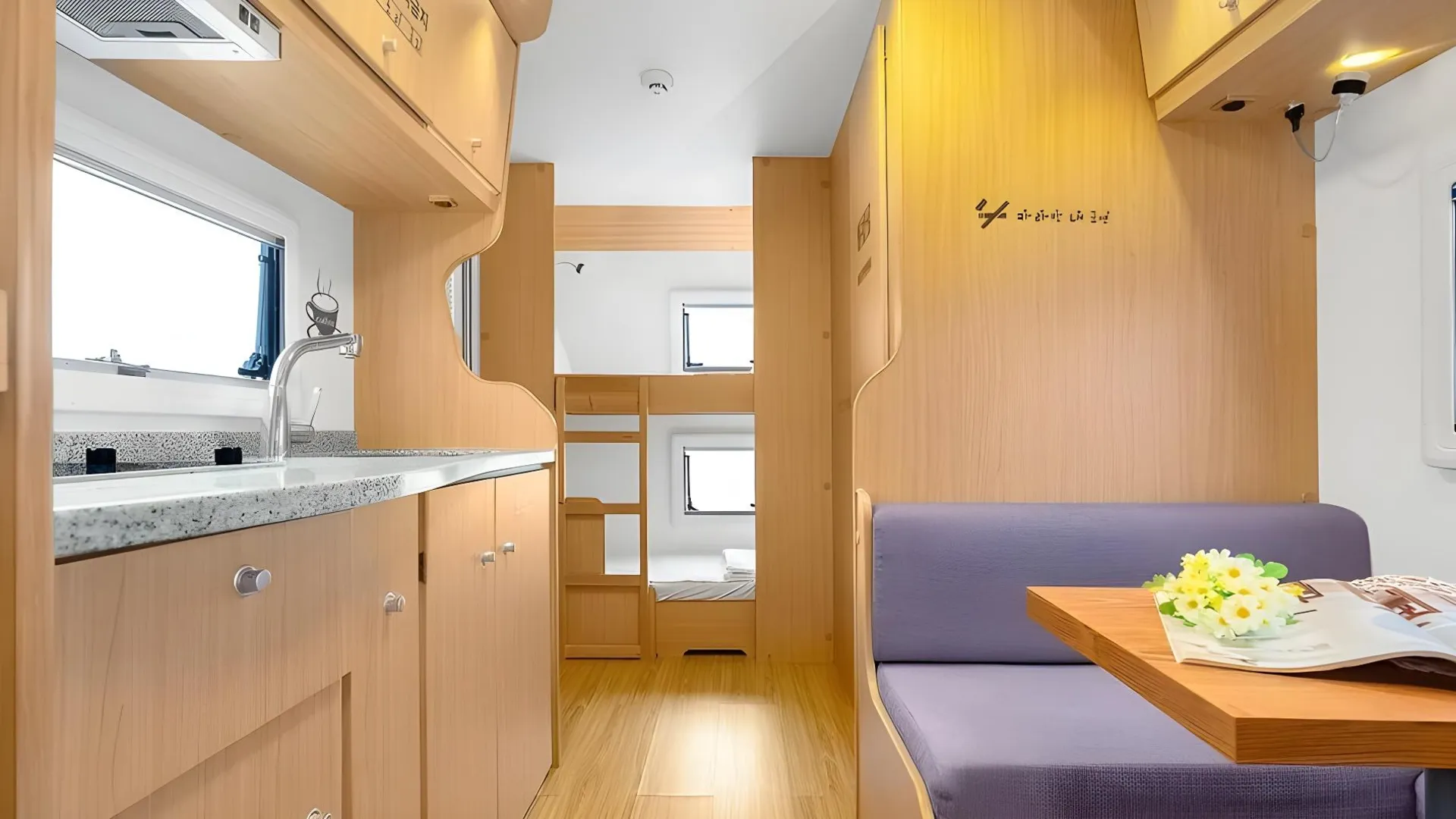 가평 포세이돈 카라반 2성급 게스트하우스 스위트룸