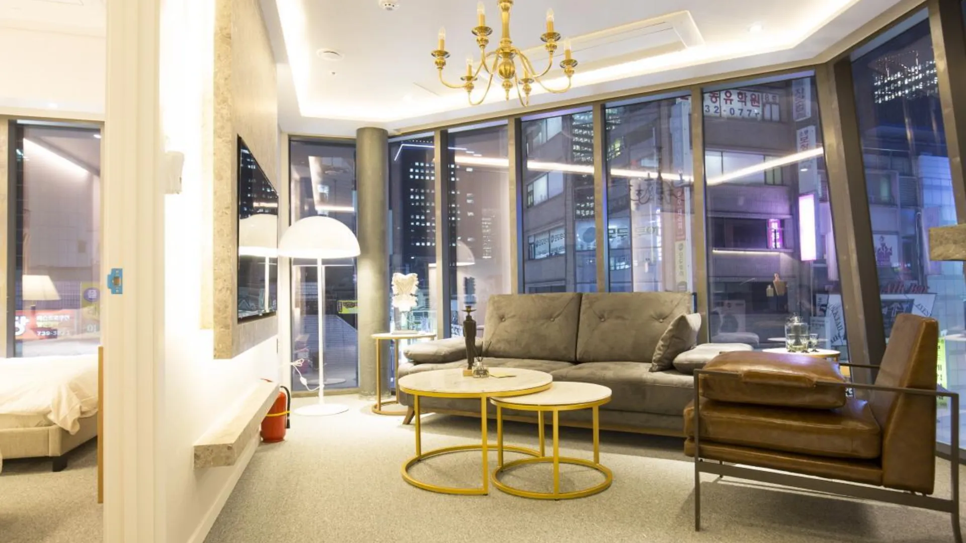 UH 스위트 더 종로