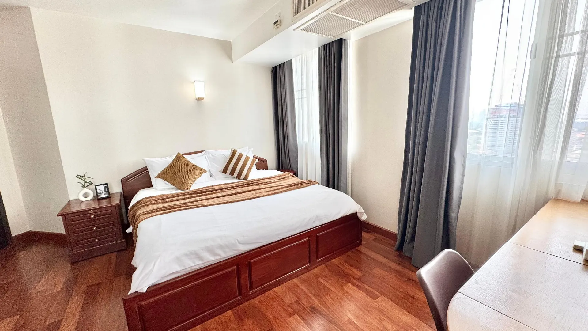 방콕 짜뚜짝의 아파트먼트 (86m², 침실 2개, 프라이빗 욕실 2개) 4성급 싱글룸 스위트룸