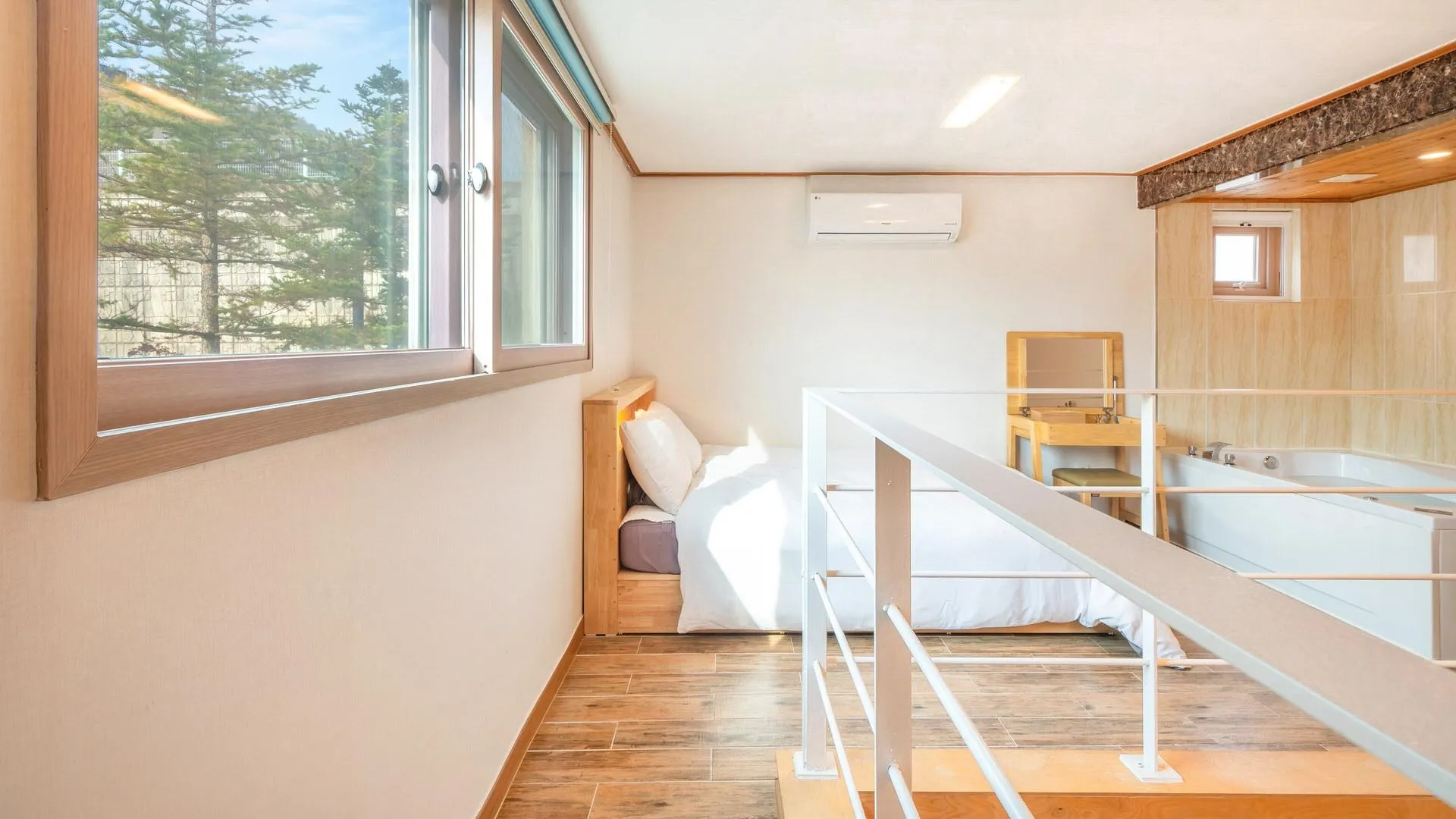 가평 가평 아롬스파펜션 3성급 게스트하우스 로비