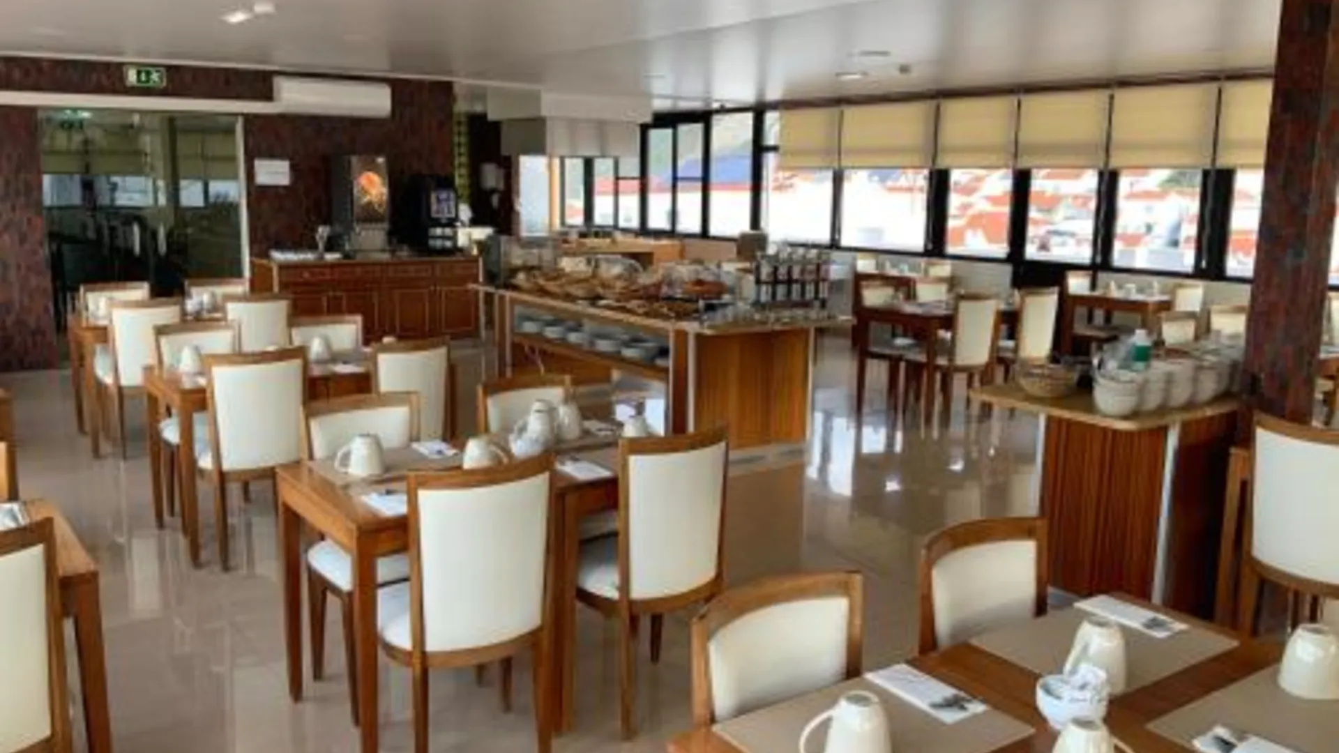 나자레 Hotel Mare 3성급 호텔 외관