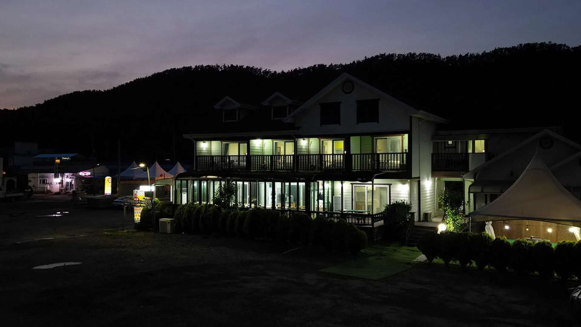 보령 보령 비치하우스펜션 2성급 게스트하우스 스위트룸