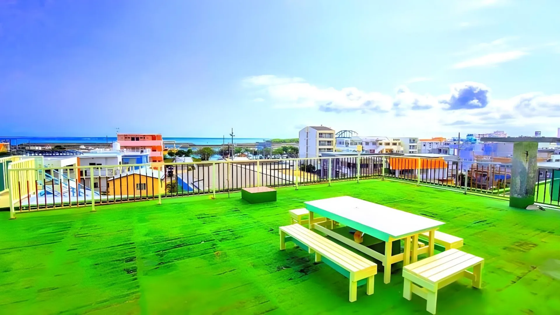 이시가키 게스트 하우스 윤테라스 2성급 호텔 외관