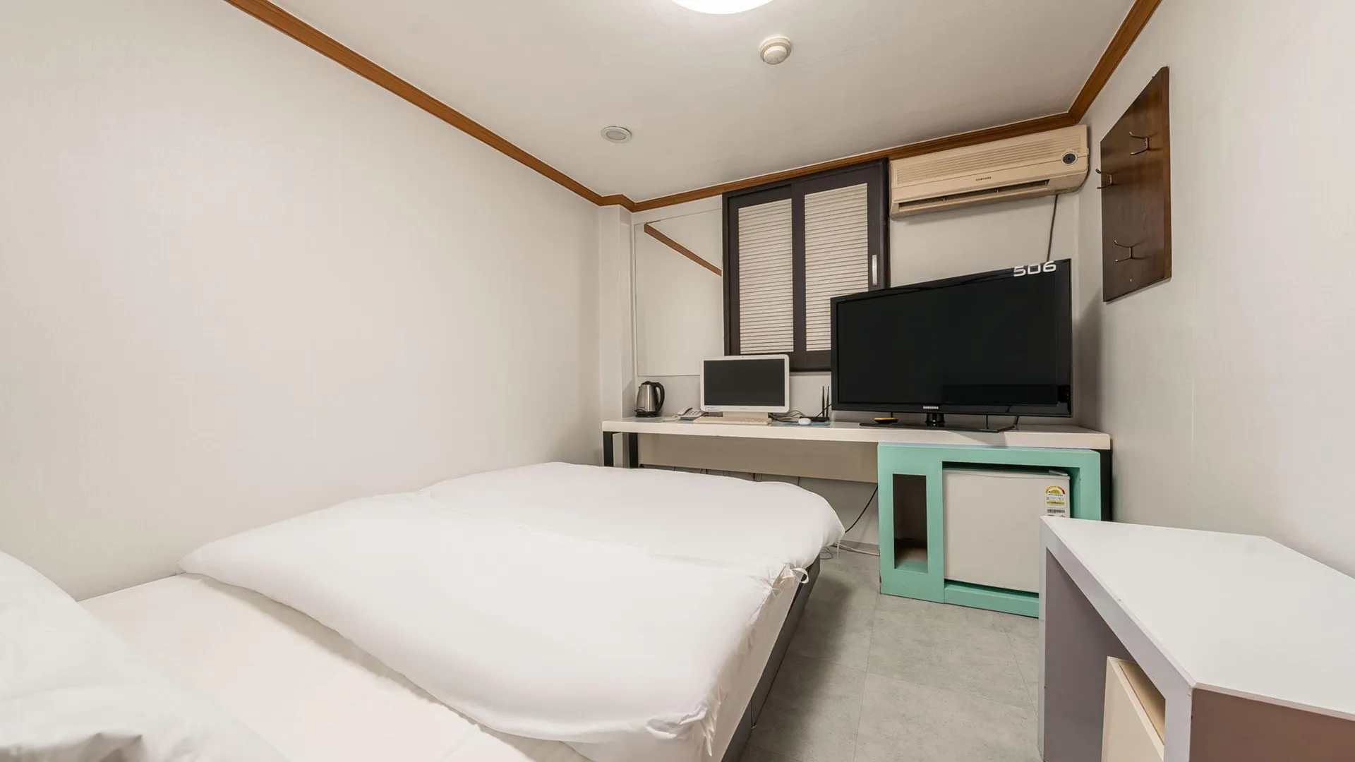 서울 강동 엠하임 명일역 1성급 호텔 스위트룸