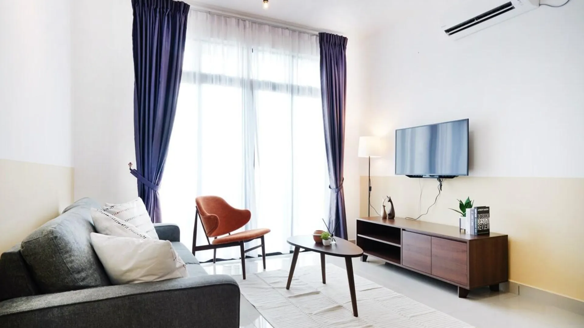 데사루 Desaru Condo INS-style [Pool +TV box] by Joyfully  2성급 게스트하우스 객실