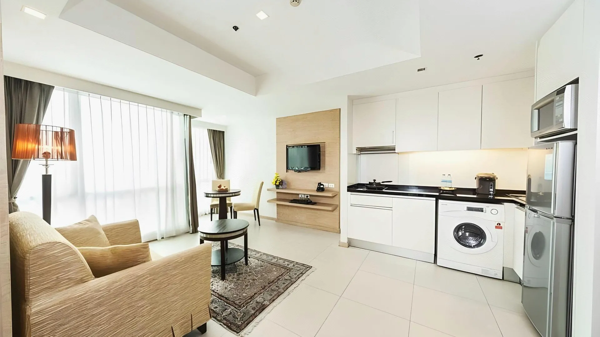 방콕 아델피 그란데 수쿰빗 4성급 호텔 수영장